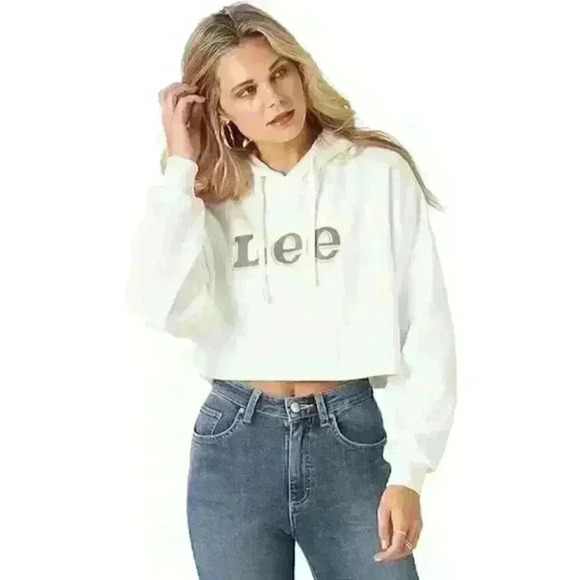 Lee Sweaters - Lee White Cropped Hoodie Size Large
